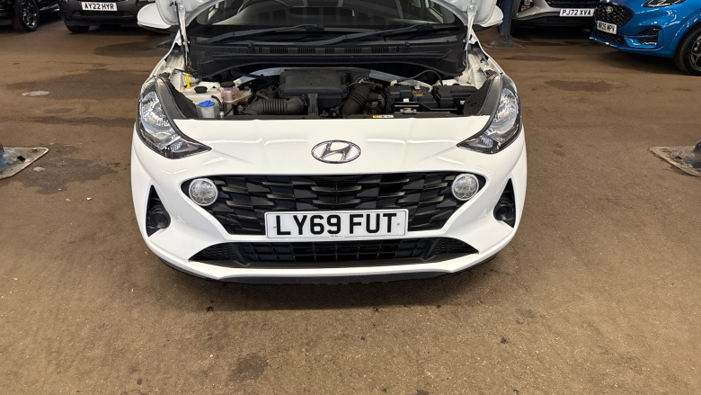 Hyundai i10 1.0 MPi SE Connect 5dr Petrol Hatchback